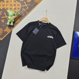 T-Shirt Preta | Louis Vuitton - Image 2