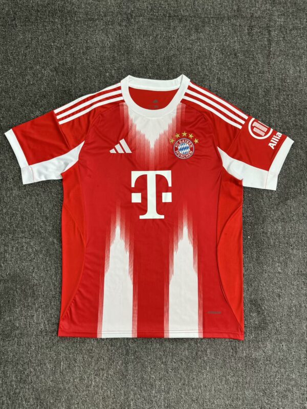 Bayern Múnchen | Camisola Principal 25-26